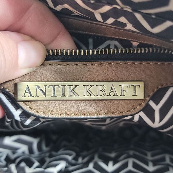ANTIK Kraft Blown Multi-Stap Medium Size Handbag/Purse - Picture 3 of 9